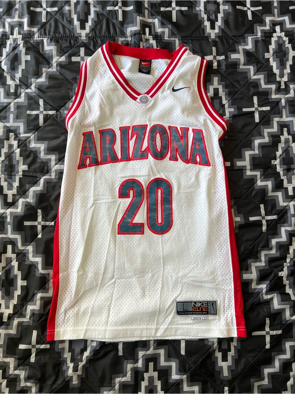 ALTERED Nike basketball Arizona Wildcats Home Jersey Vintage Damon Stoudamire